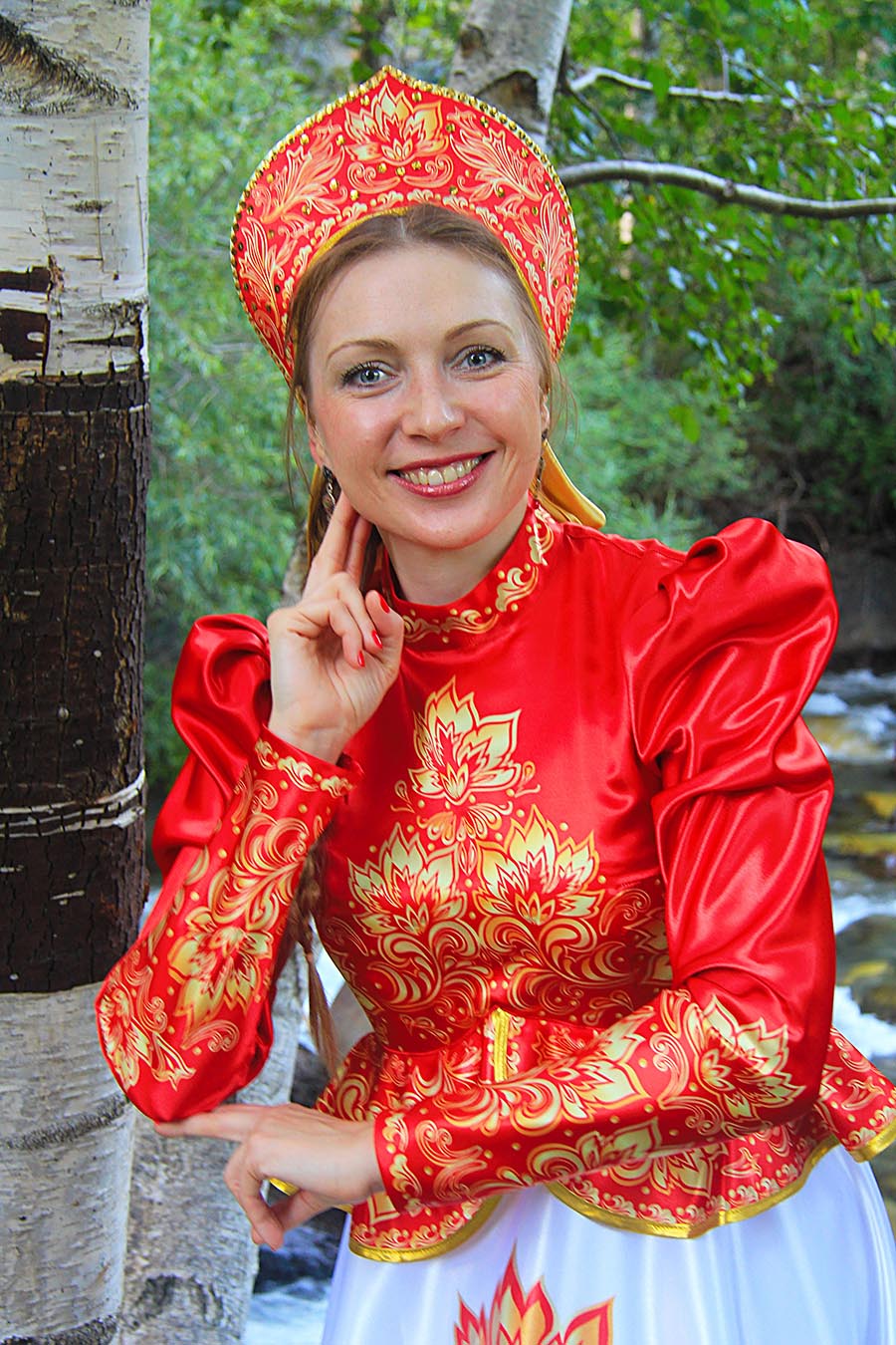 Women in Slavic costumes in Changwon