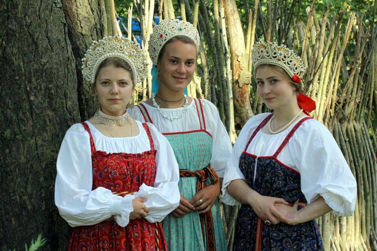 Sexy model Girls in Slavic costumes in Changwon