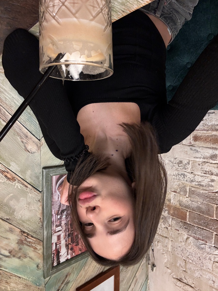 Fresh photos, fresh mood — Tina online in Changwon